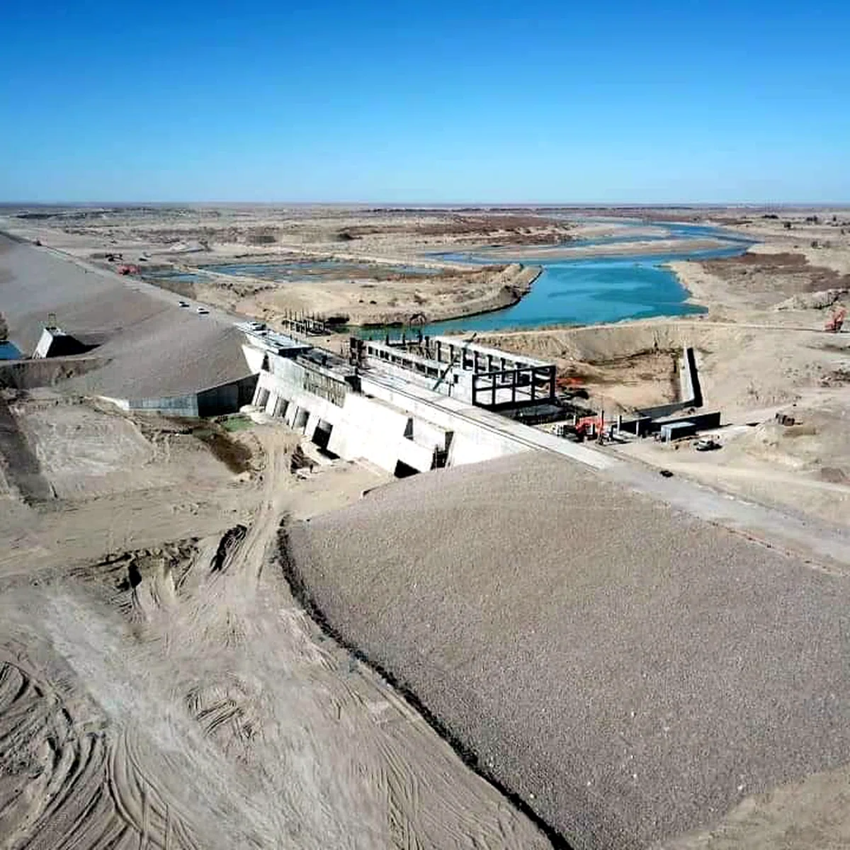 Kamal Khan Dam — view 3