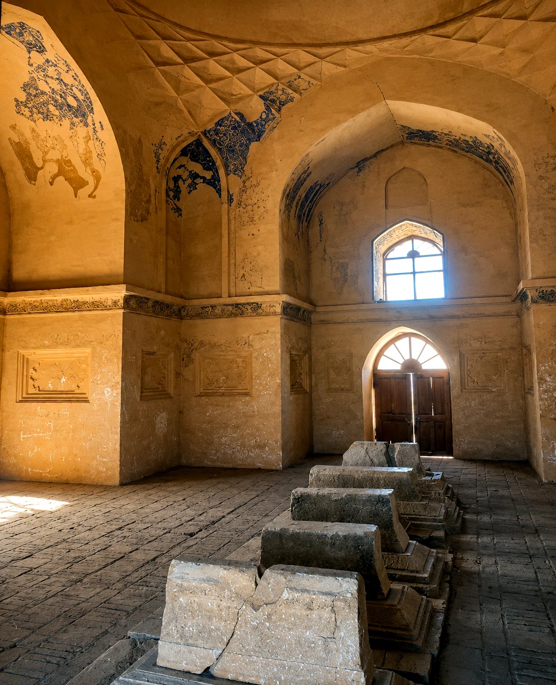 Mausoleum of Shah Shahid — view 4