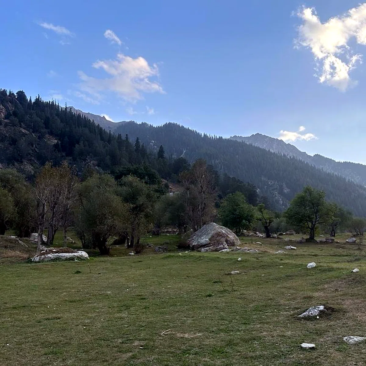 Parun Valley — view 4