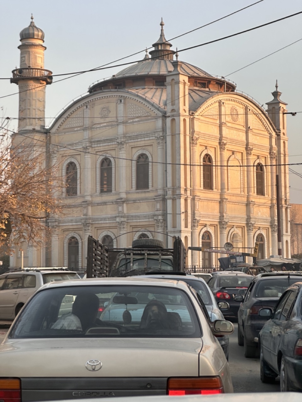 Shah-e-Du Shamshira Mosque
