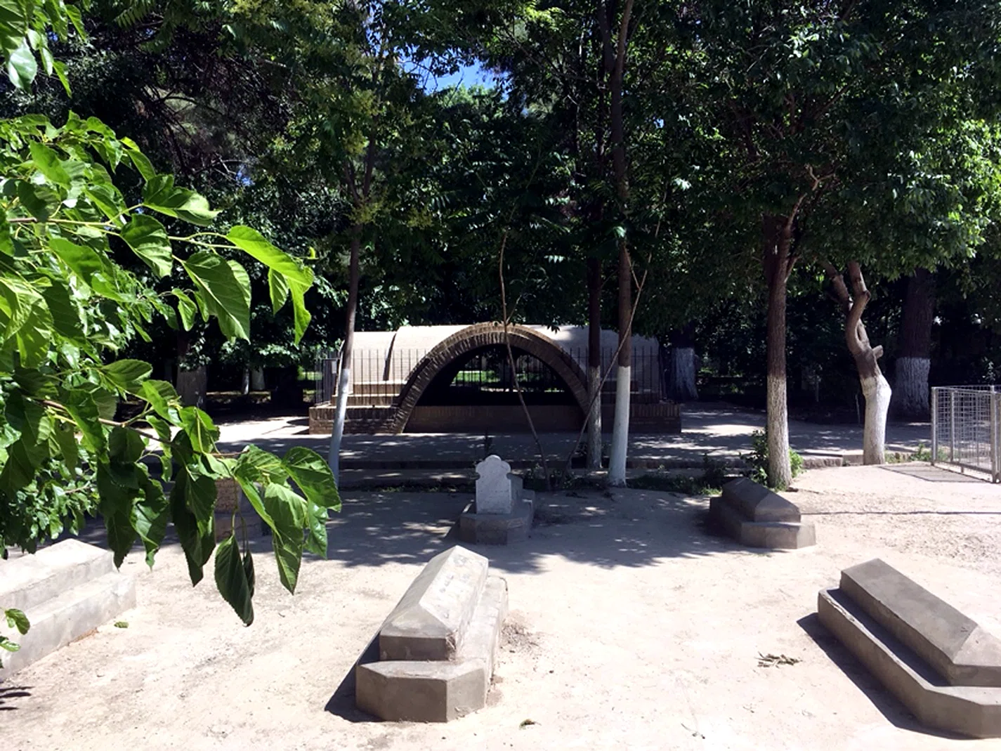Tomb of Rabia Balkhi — view 2