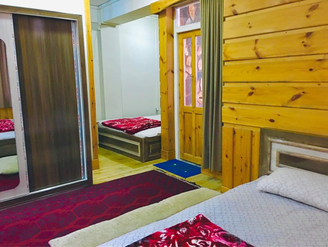 Bam Dunya Hotel room