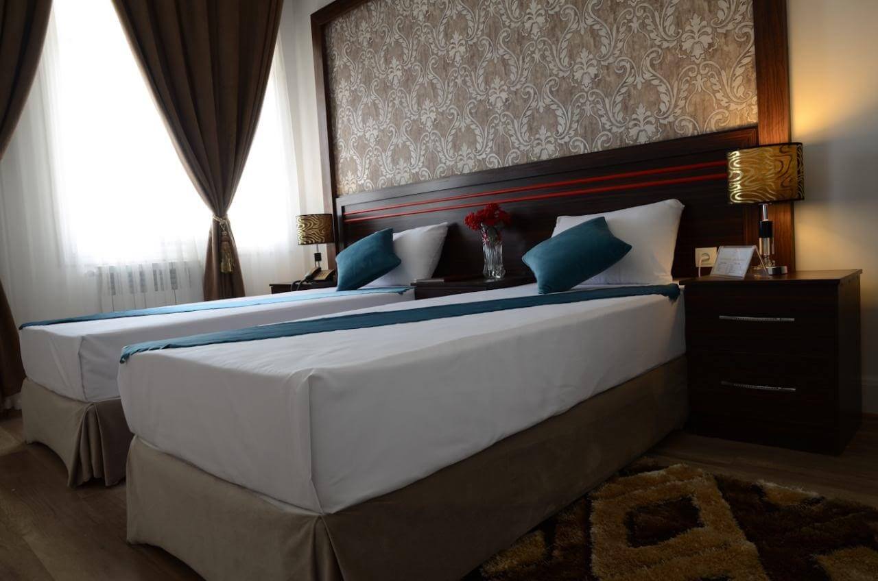 Arg Hotel room
