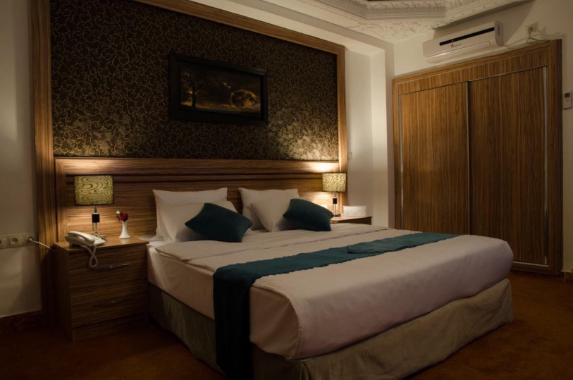 Arg Hotel room