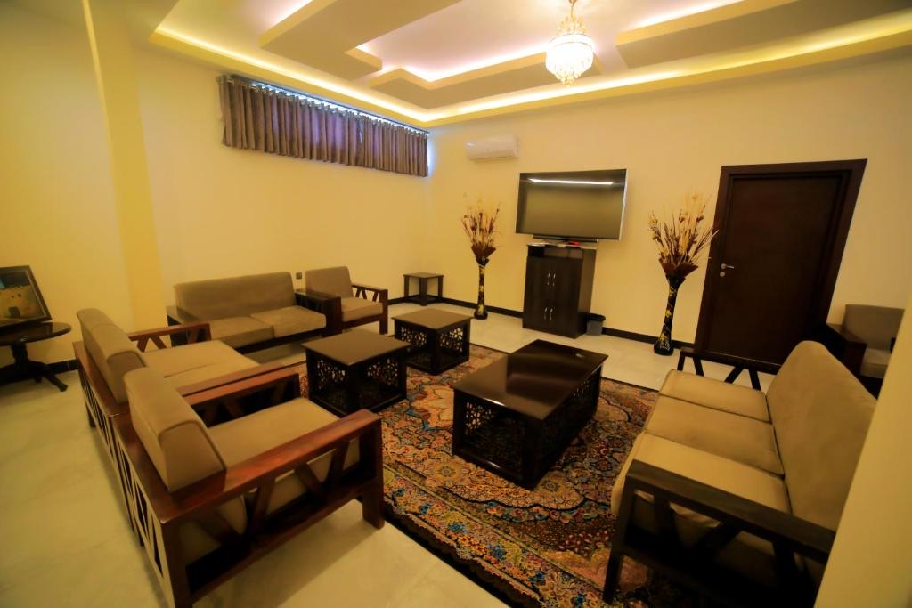 Taj Hotel room